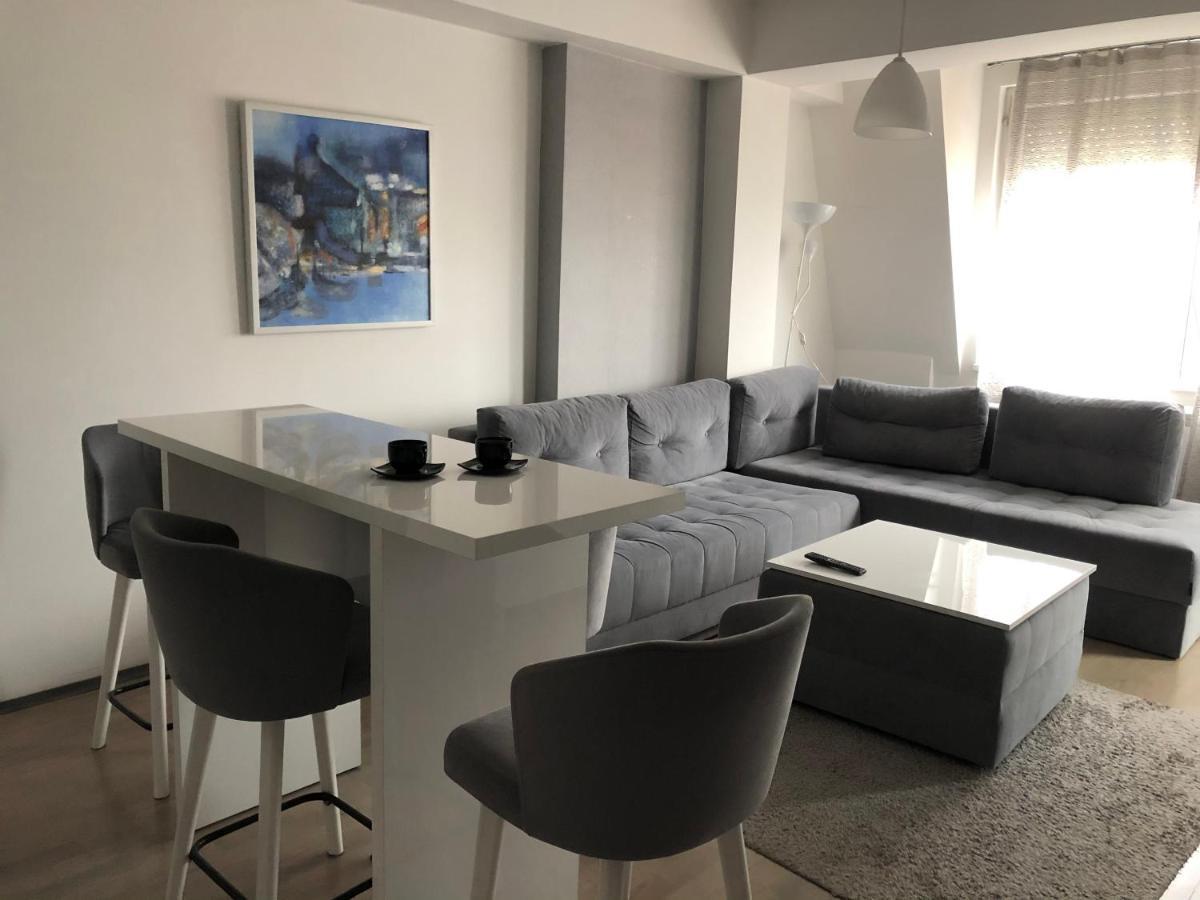 Cozy Apartment In The City Center 斯科普里 外观 照片